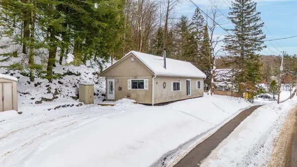 646 Mountain ST,  Dysart Et Al,  ON K0M 1S0