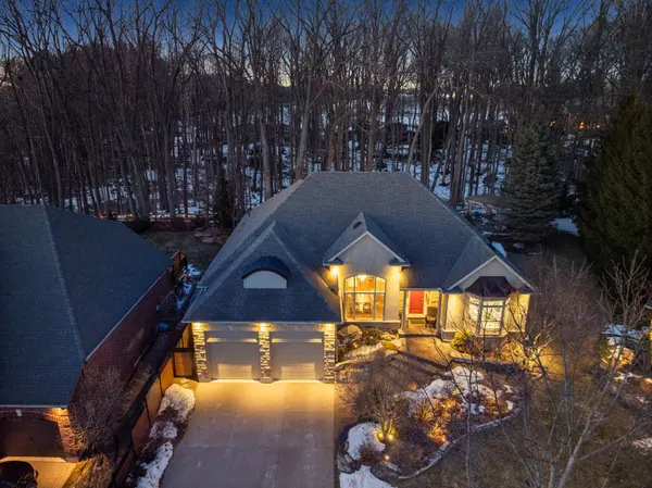 15 Mansfield DR, Pelham, ON L0S 1C0