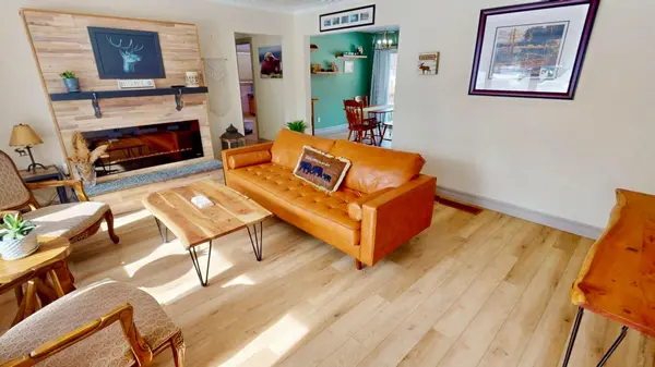 30 Alfred ST, South River, ON P0A 1X0