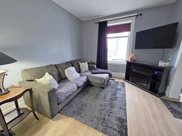 15 George ST N, Kawartha Lakes, ON K0L 2W0