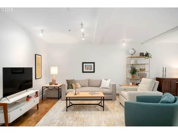 325 NE GRAHAM ST #7, Portland, OR 97212