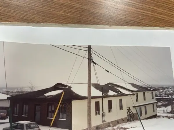 871 Topsail Road, Mount Pearl, NL A1N 3J8