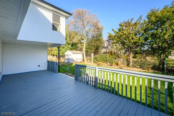 96 South Pkwy, Clifton City, NJ 07014