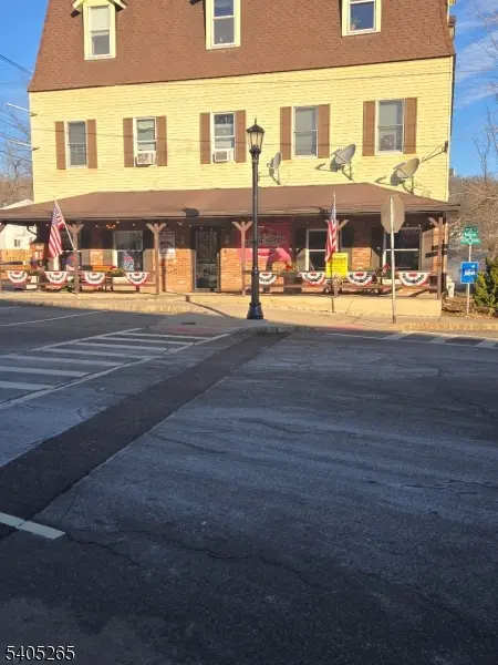 1 Wantage Ave, Branchville Boro, NJ 07826