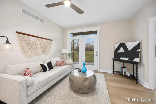 2247 Watertown WAY NE, City Of Grand Rapids, MI 49505