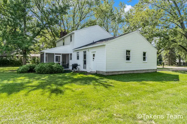 4223 Burton ST SE, City Of Kentwood, MI 49546