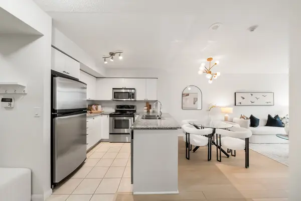 231 Fort York BLVD #910, Toronto C01, ON M5V 1B2