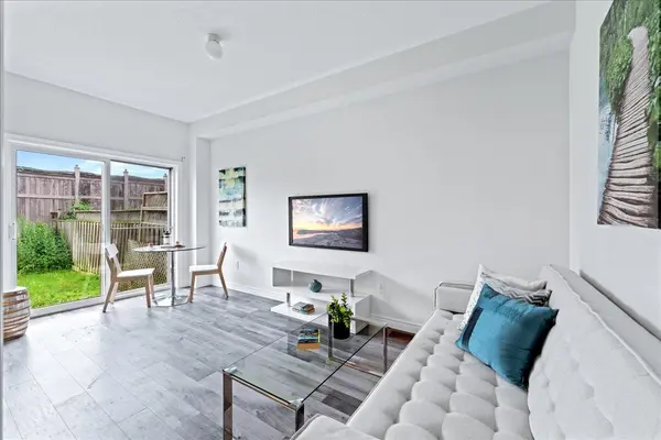 50 Pearcey CRES, Barrie, ON L4N 6R8