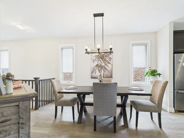 404 Devonshire RD, Saugeen Shores, ON N0H 2C3