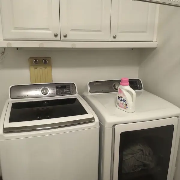 19 Hands DR #Lower, Guelph, ON N1G 3E6