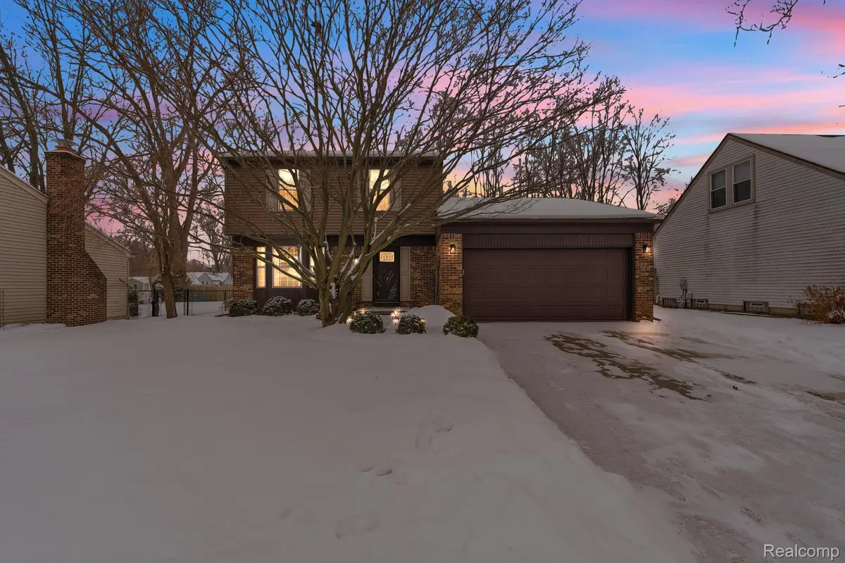 34057 Angeline AVE, Livonia, MI 48150