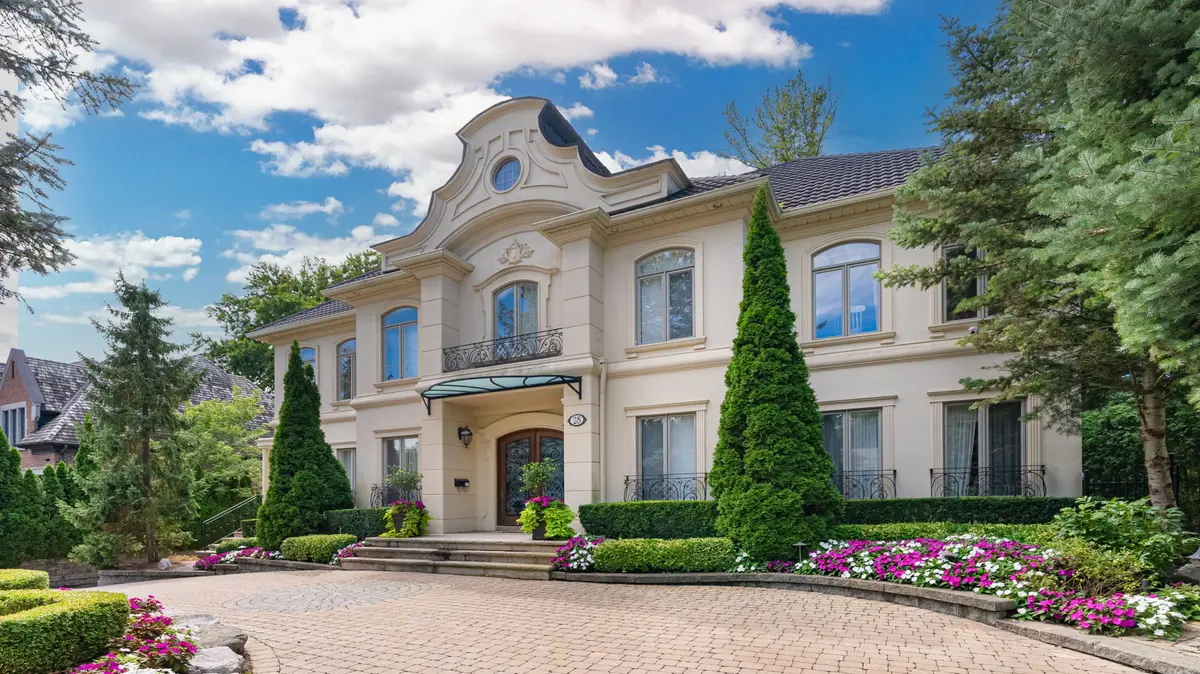 28 Glenorchy RD, Toronto C12, ON M3C 2P9