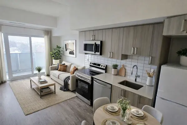 1010 Sandy Beach RD #406, Pickering, ON L1W 0C7