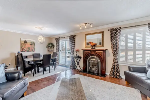 25 Kell PL, Barrie, ON L4N 9K4