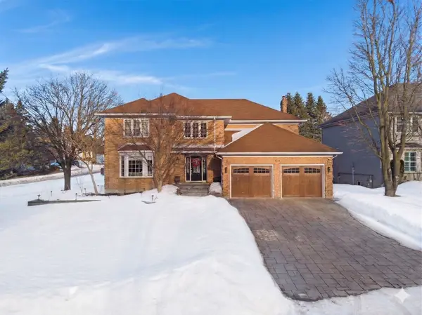 585 Wingrove CT, Waterloo, ON N2T 2C1