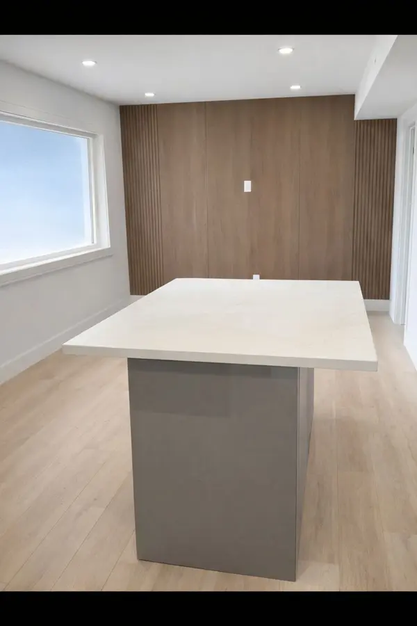 74 Neil Ave (MAIN FLR) AVE, Hamilton, ON L8G 2N3