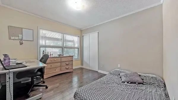 309 Bowman ST, Hamilton, ON L8S 2V4