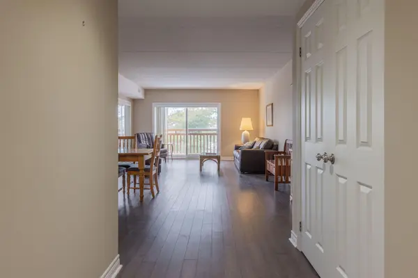 678 Line 2 RD #205, Niagara-on-the-lake, ON L0S 1T0