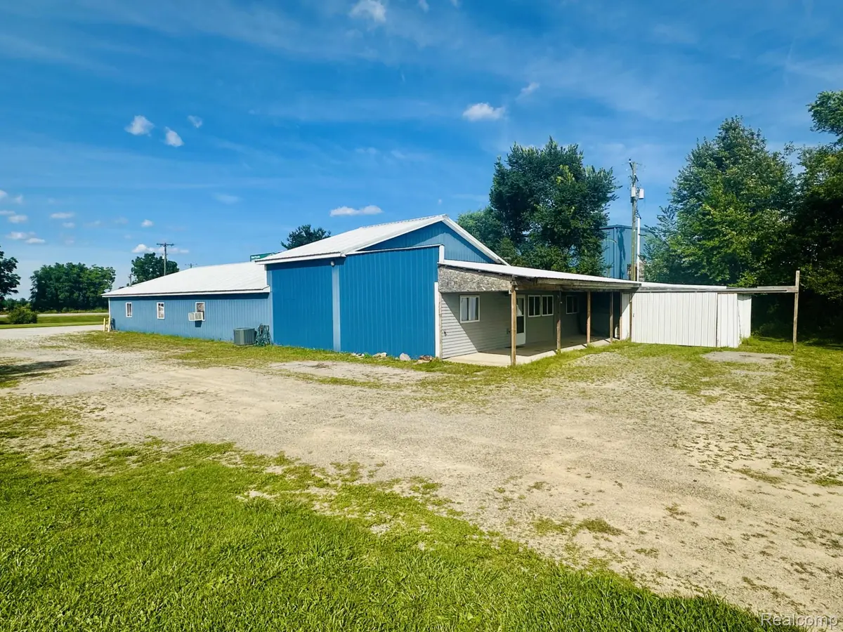 4027 W Caro RD, Juniata Township, MI 48723