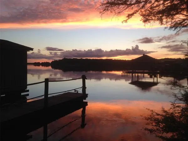 6499 N Lakeshore Drive, Shreveport, LA 71107