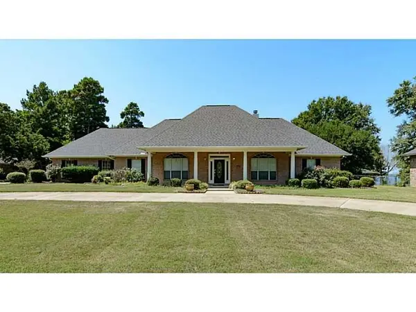 6499 N Lakeshore Drive, Shreveport, LA 71107