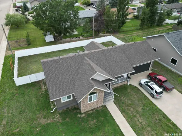 44 Crescent DRIVE, Avonlea, SK S0H 0C0