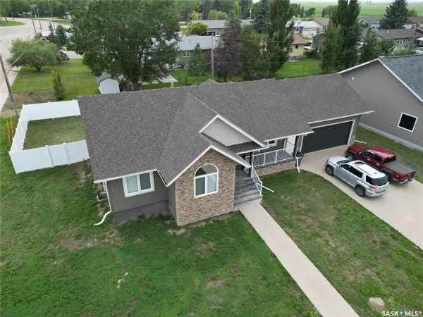 44 Crescent DRIVE, Avonlea, SK S0H 0C0
