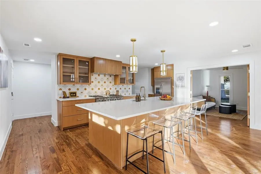 4007 Echo Glen Drive, Dallas, TX 75244