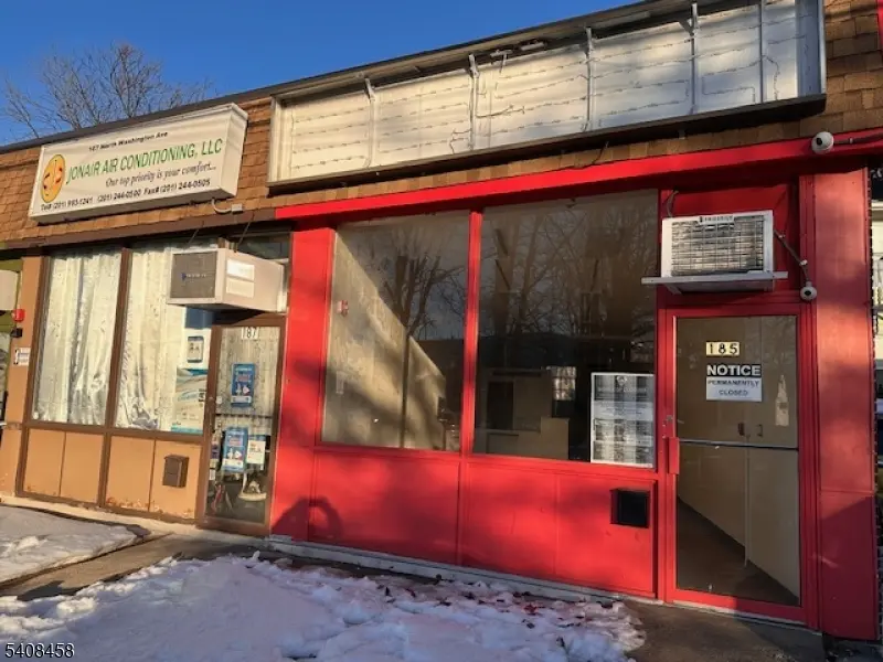 185 N Washington Ave, Bergenfield Boro, NJ 07621