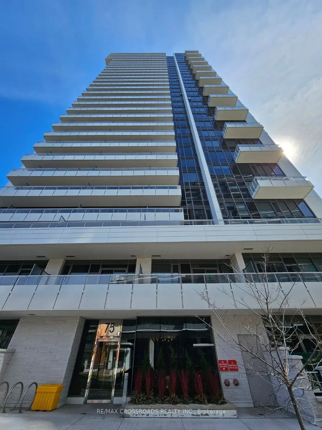 75 canterbury PL #1102, Toronto C07, ON M2N 0L2