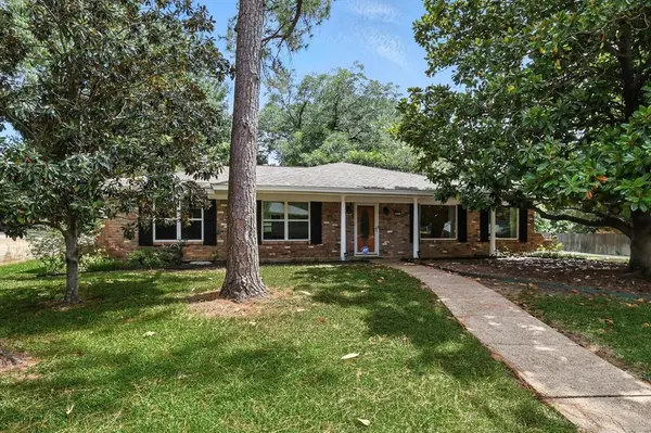 503 Summit Ridge Drive, Euless, TX 76039