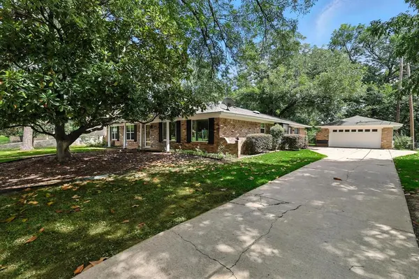 503 Summit Ridge Drive, Euless, TX 76039