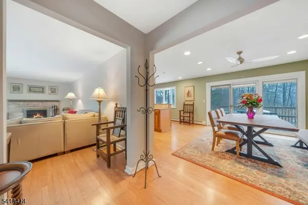 299 Stonetown Rd, Ringwood Boro, NJ 07456