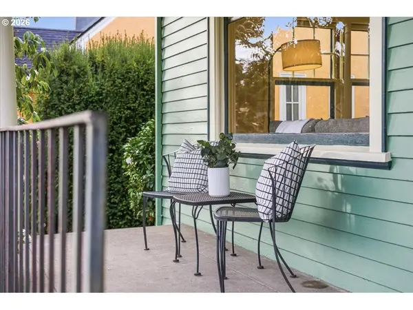 5115 NE MULTNOMAH ST, Portland, OR 97213