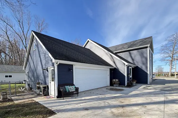 201 Wildwood Beach RD, Quincy Twp, MI 49082