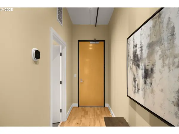 300 NW 8TH AVE #601, Portland, OR 97209