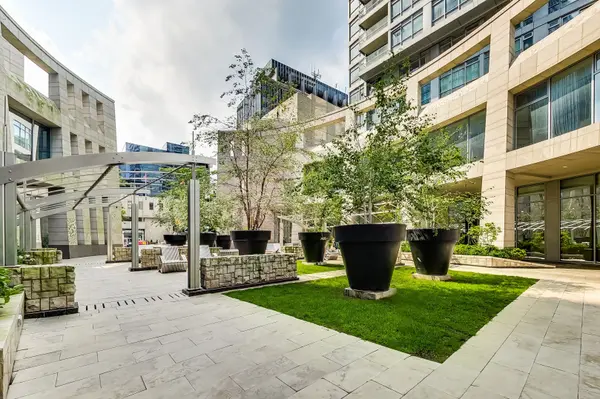 2191 Yonge ST #4409, Toronto C10, ON M4S 3H8