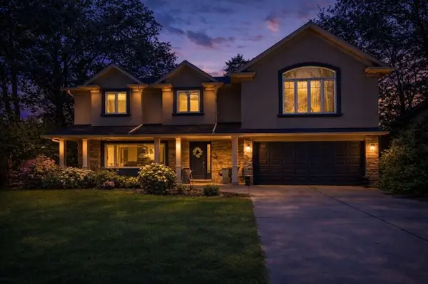 1302 Hillview CRES, Oakville, ON L6H 2C7