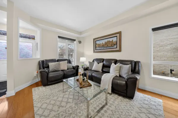 24 Overture LN, Brampton, ON L6S 6H9