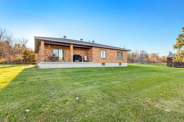 2315 Styles Side RD, Carp - Dunrobin - Huntley - Fitzroy And Area, ON K0A 2H0