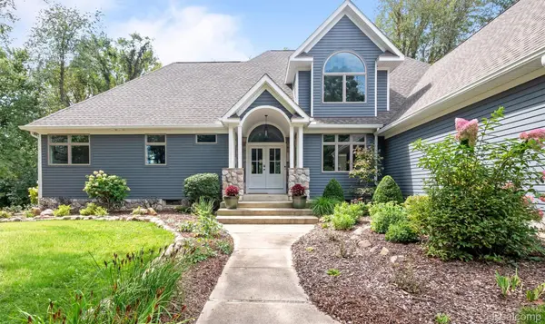 6441 Huron Creek CT, Dexter, MI 48130