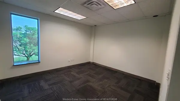 4525 RHODES Drive #250, Windsor, ON N8W 5R8