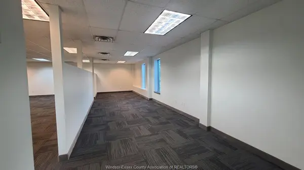 4525 RHODES Drive #250, Windsor, ON N8W 5R8