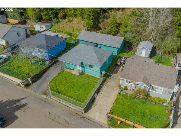 Coquille, OR 97423,900 W 17TH ST