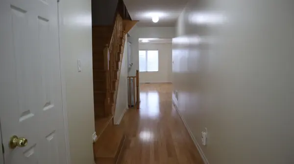 56 Delport Close, Brampton, ON L6P 3T2