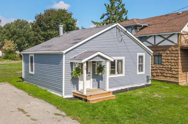 76 Bond ST W, Kawartha Lakes, ON K0M 1N0