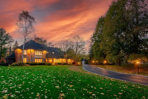 27 Blackberry PL, Hamilton, ON L0R 1H2