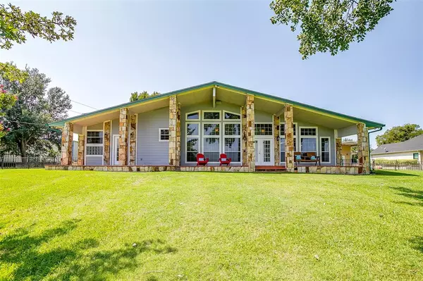11484 Moran Road, Azle, TX 76020