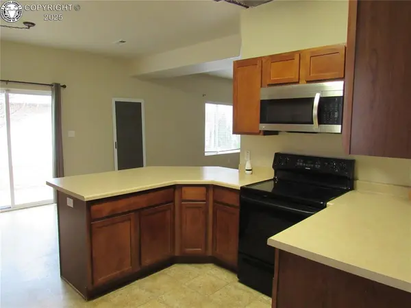 2223 Inspiration LN, Pueblo, CO 81008