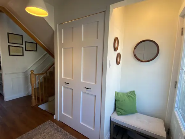 5224 Verhoeven RD, Burlington, ON L7L 3A9